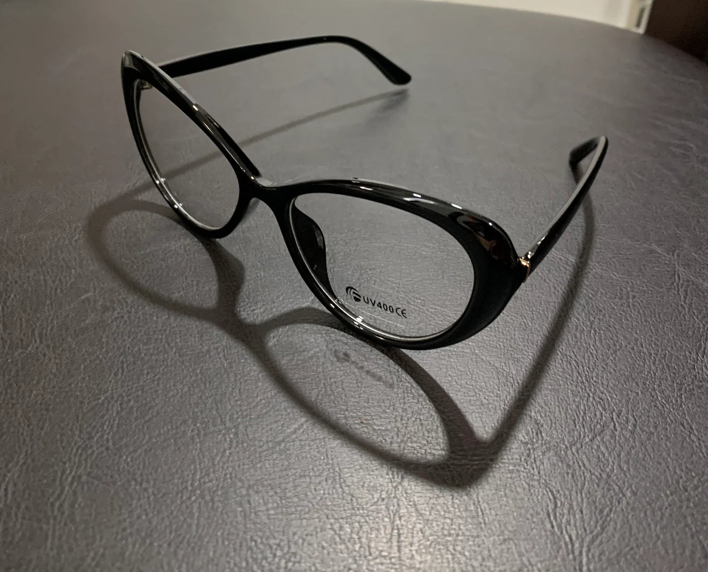 Black Stylish Cat Eye Oval